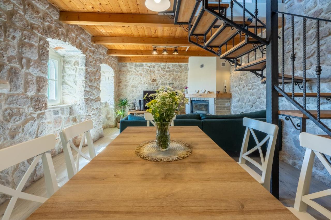 Stone Villa Mavric Grižane Esterno foto