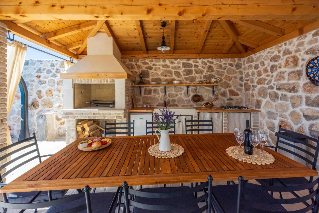 Stone Villa Mavric Grižane Esterno foto
