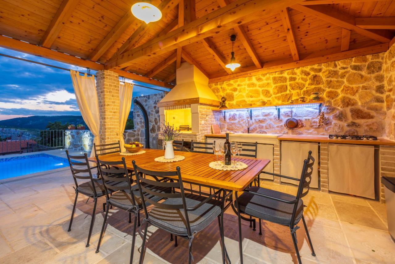 Stone Villa Mavric Grižane Esterno foto