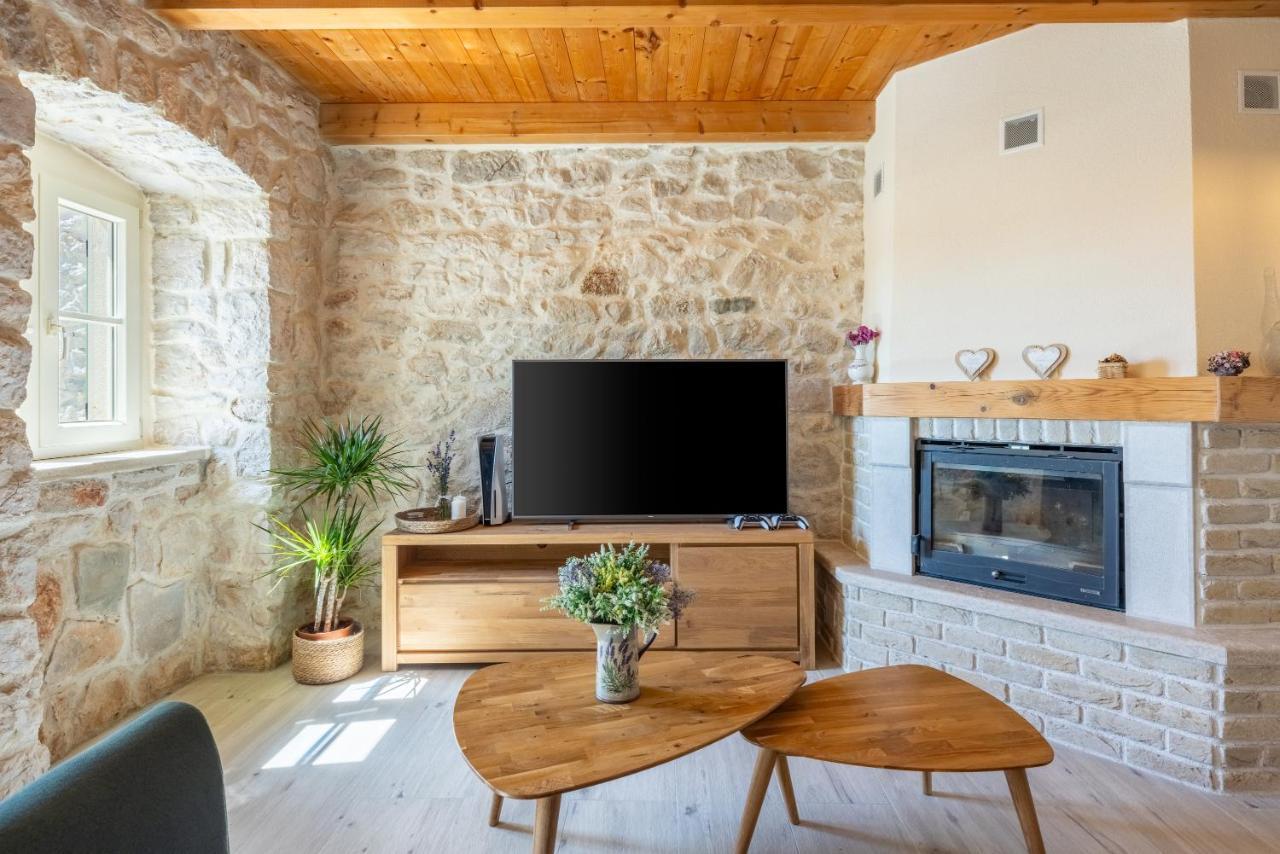 Stone Villa Mavric Grižane Esterno foto